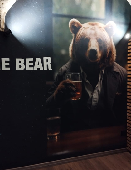 Crta da parati the bear (LE)